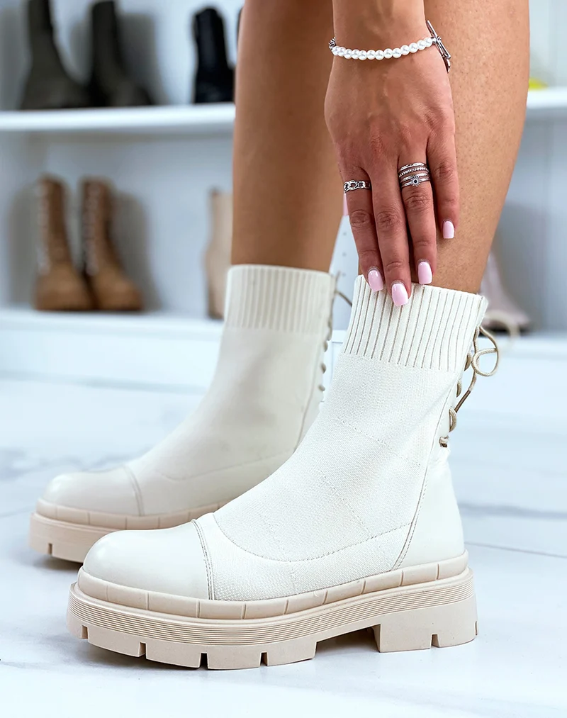Bottines beiges effet chaussette à lacet arrière