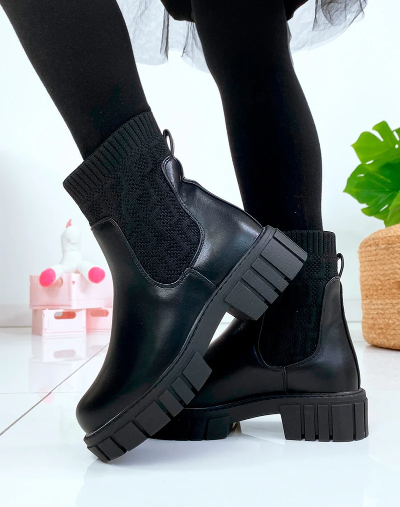 Bottines noires effet chaussette à motifs en relief