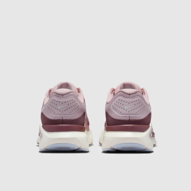 Nike Womens Structure 26