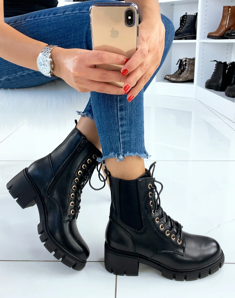 Bottines montantes noires à talon mi-haut