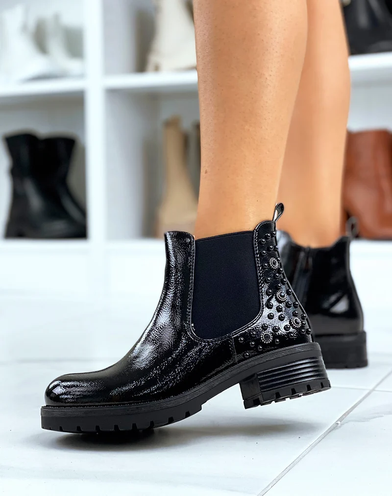 Bottines vernies noires à bijoux
