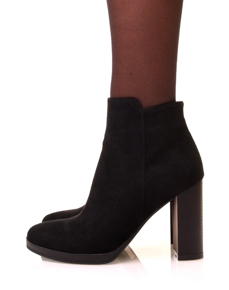 Bottines à talons et à bout pointu en suédine