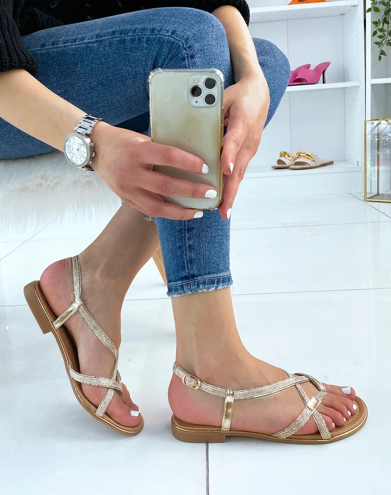 Nu-pieds dorés effet snake à multiples brides