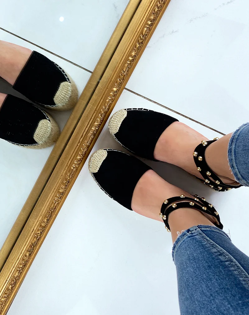 Compensées noires cloutées style espadrilles
