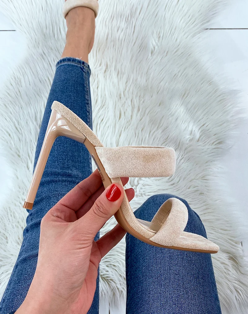 Mules en suédine double lanière à talon beige