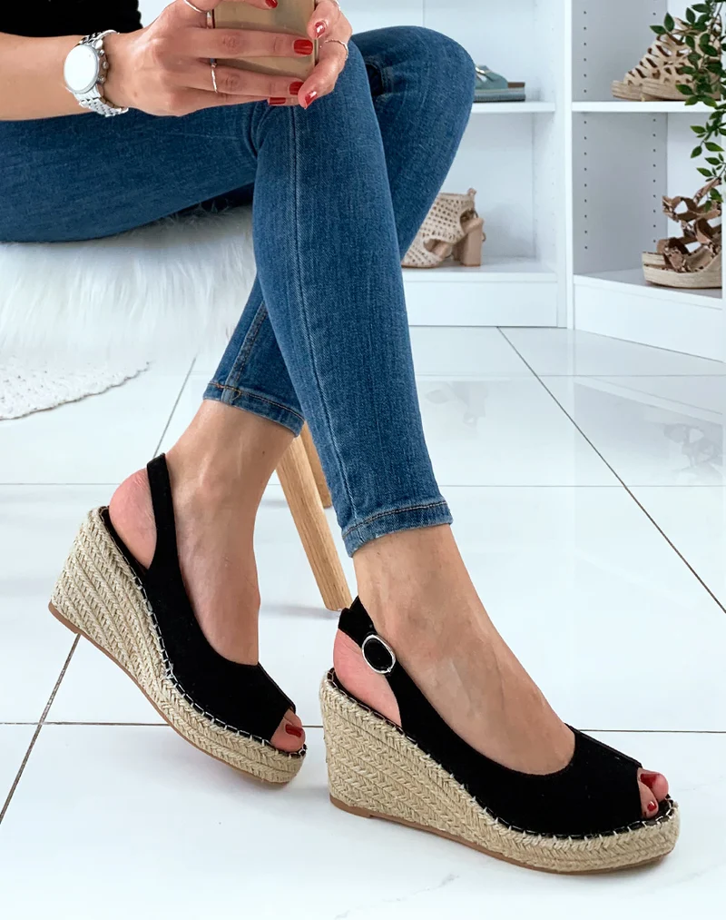 Sandales à talons compensés en suédine noire