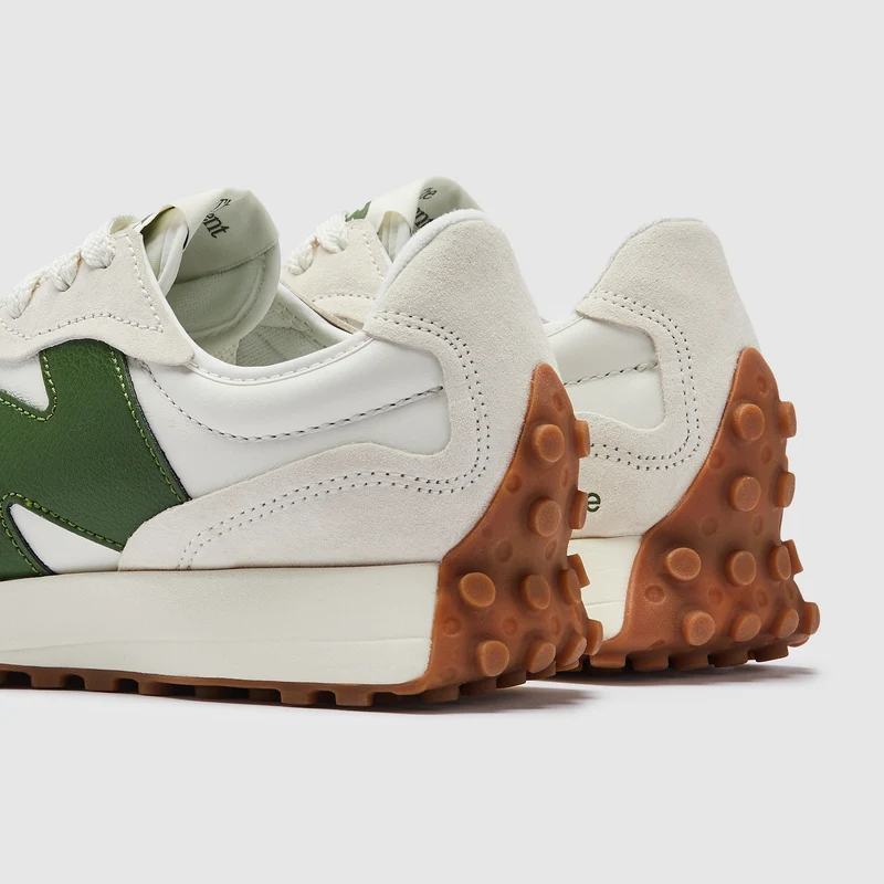 New Balance 327