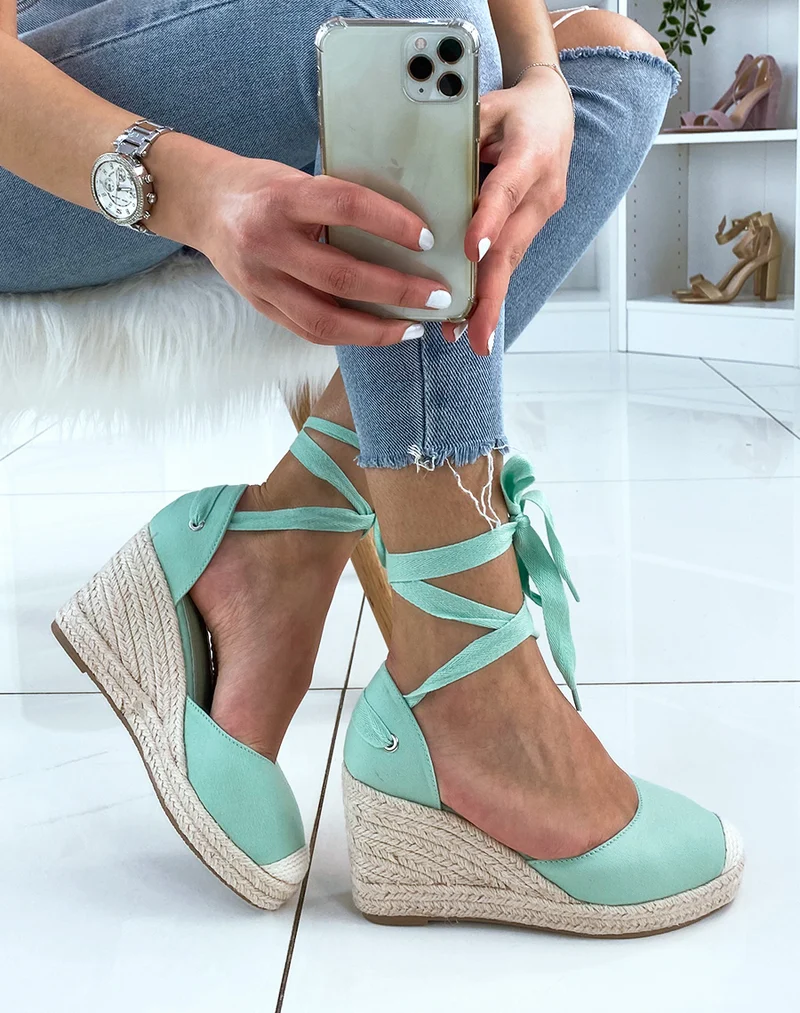 Espadrille à talon compensé verte