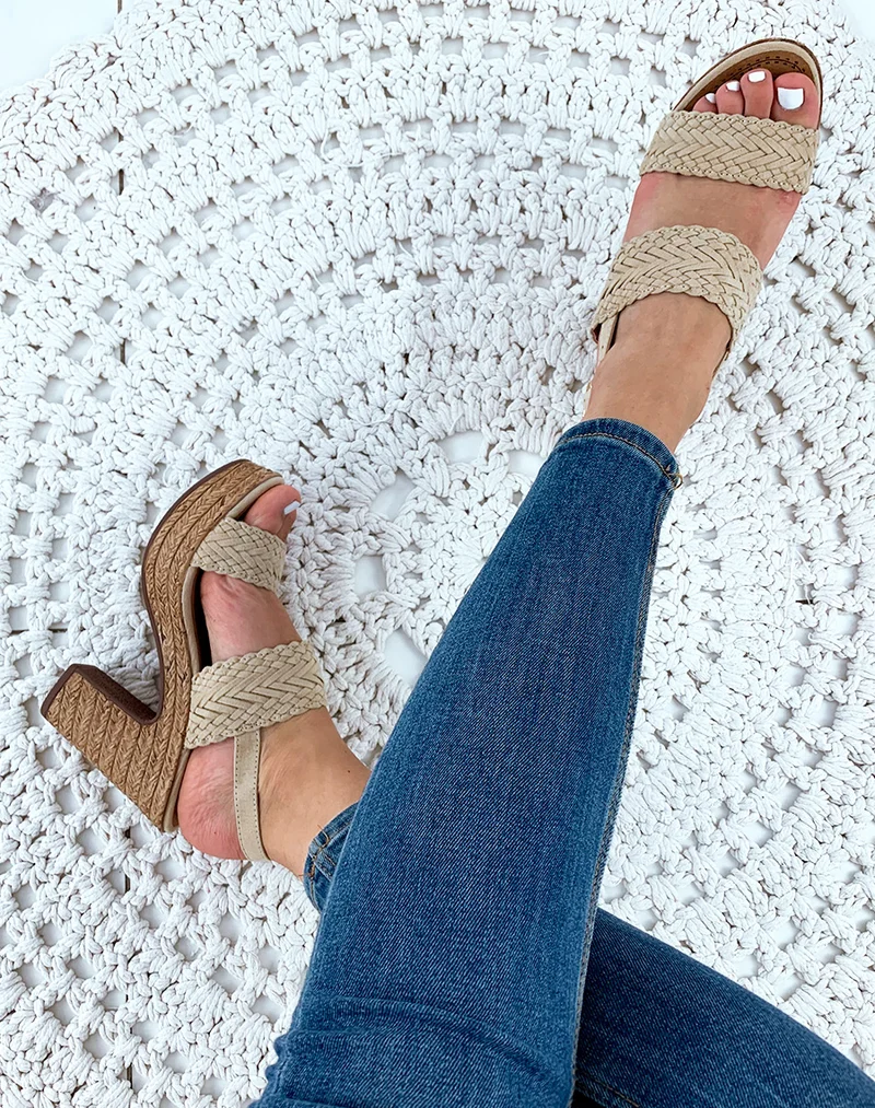 Sandales à talons beige