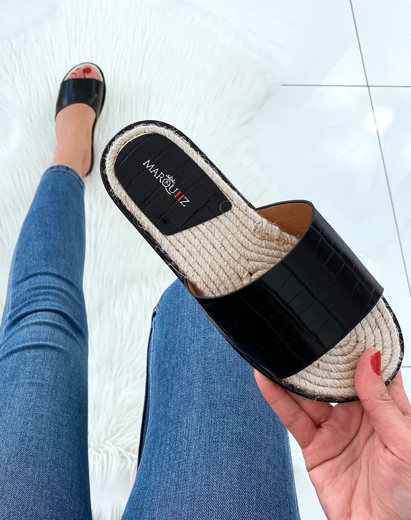 Mules noires effet croco à simple bride