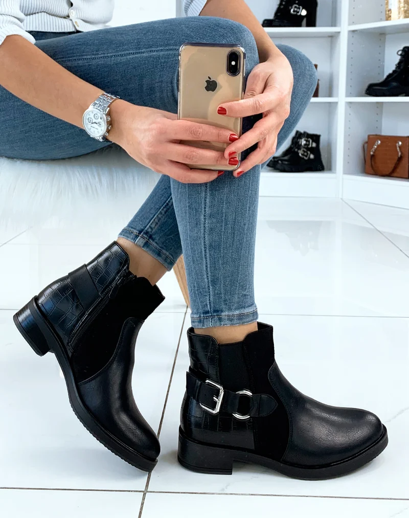 Bottines noires à boucle et lanière