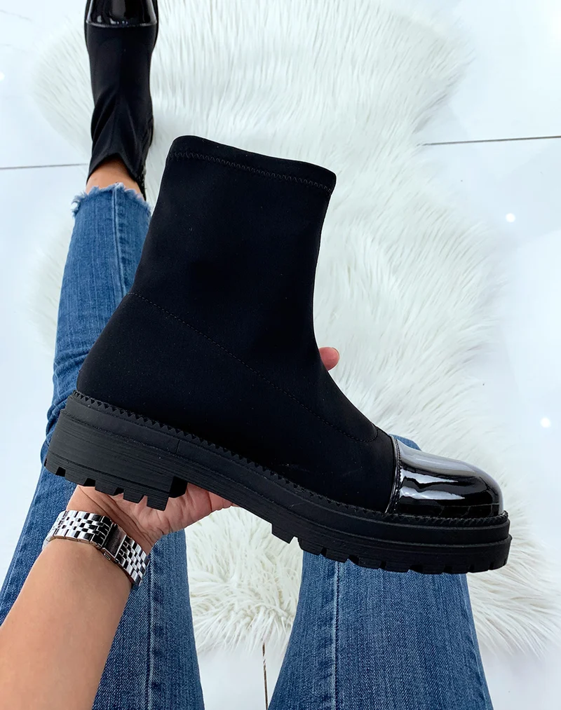 Bottines en tissu noir effet chaussette