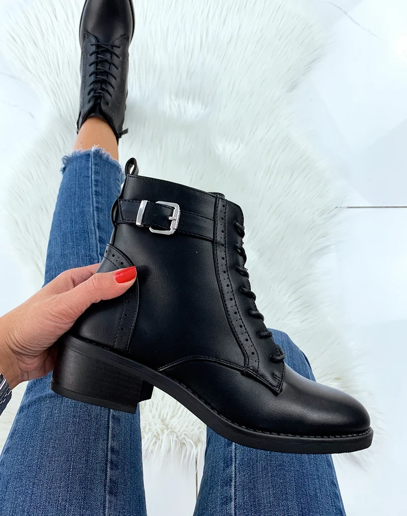 Bottines noires effet derbies