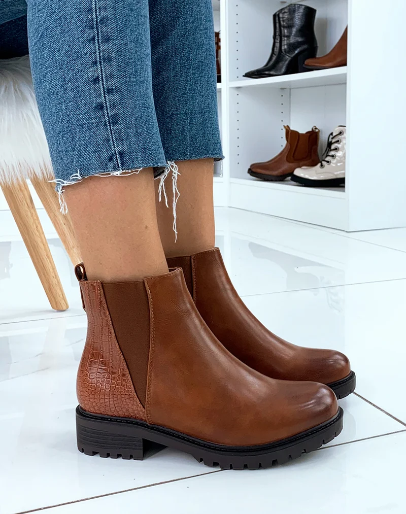Bottines basses camel effet croco