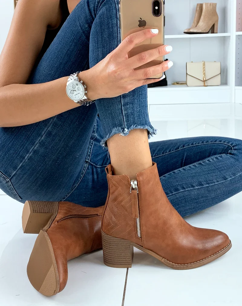 Bottines basses camel à talons mi-haut