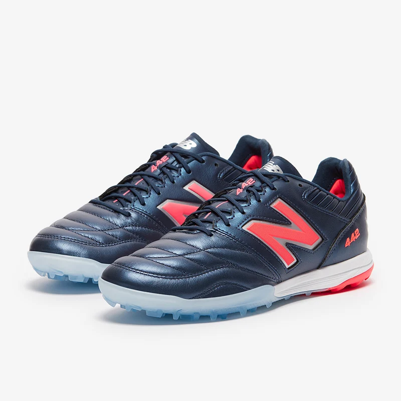 New Balance 442 Pro TF