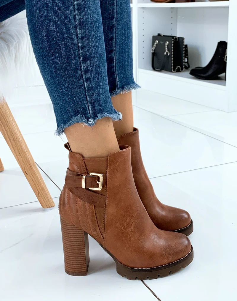 Bottines à talon camel à lanière
