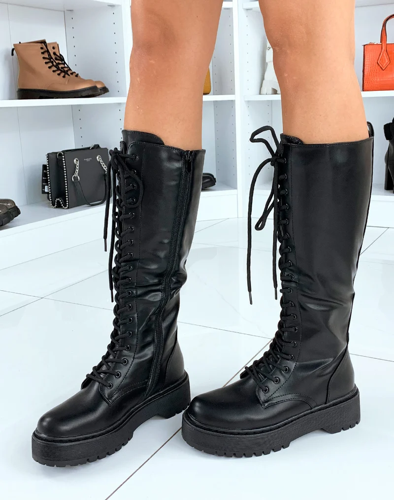 Bottes noires à lacets avec plateforme épaisse