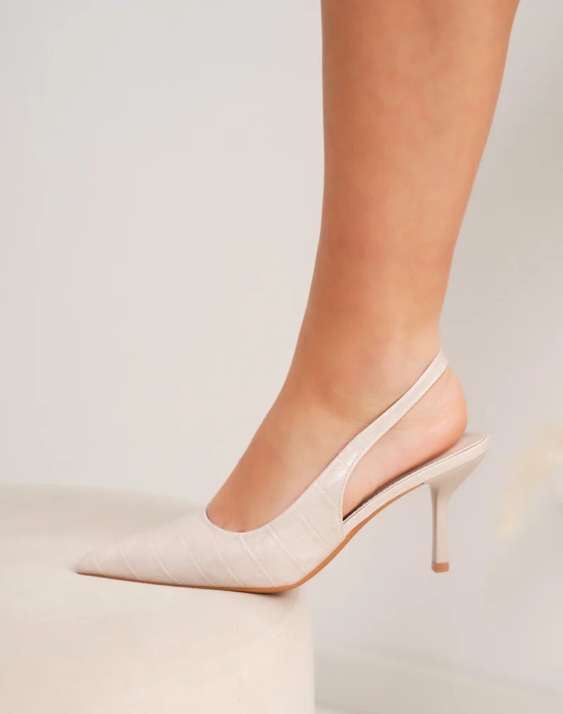 Escarpins femme beige effet croco à bout pointu et talon aiguille élégant