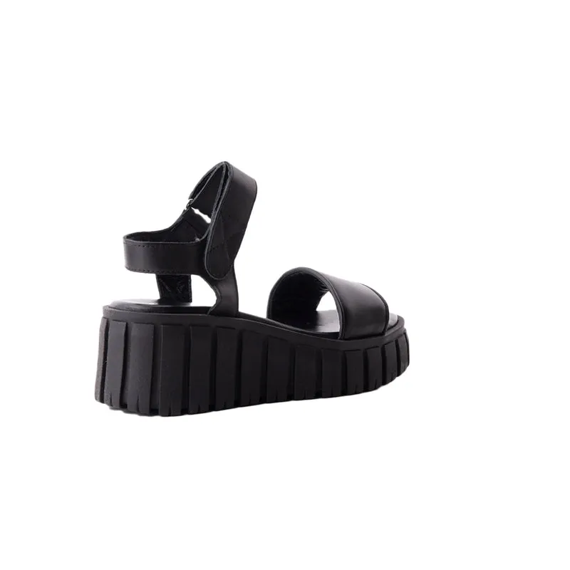 Grad Black Leather