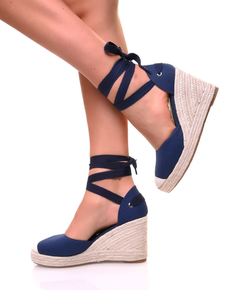 Espadrilles à talons compensés en toile bleue marine à rubans