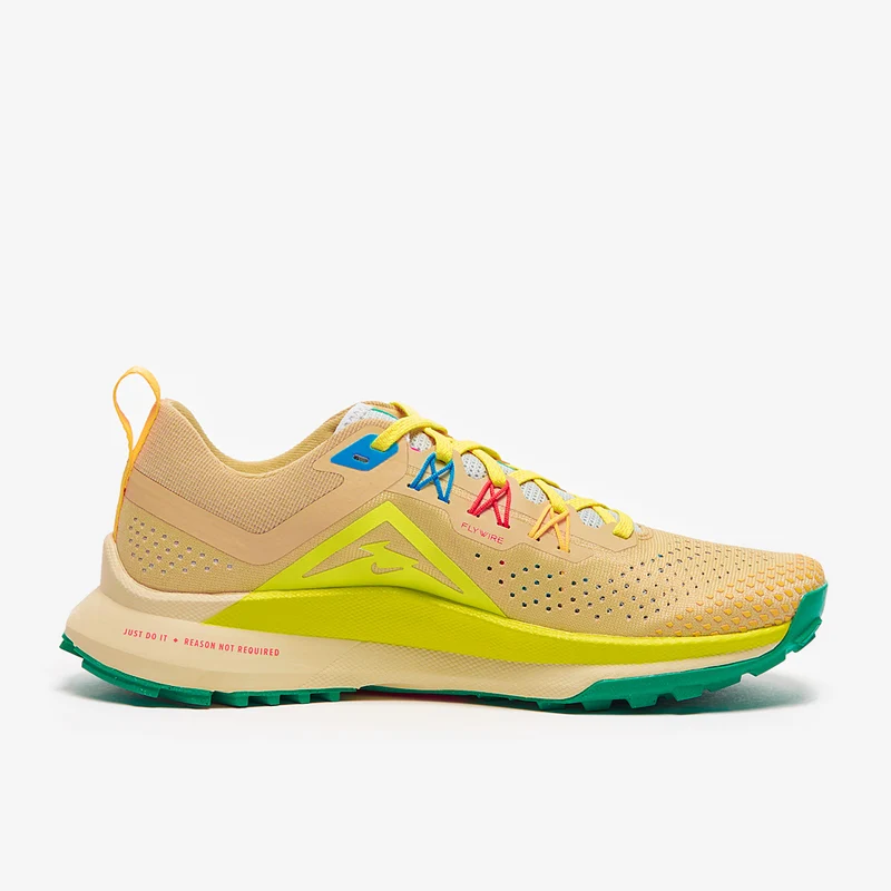 Nike Femme React Pegasus Trail 4