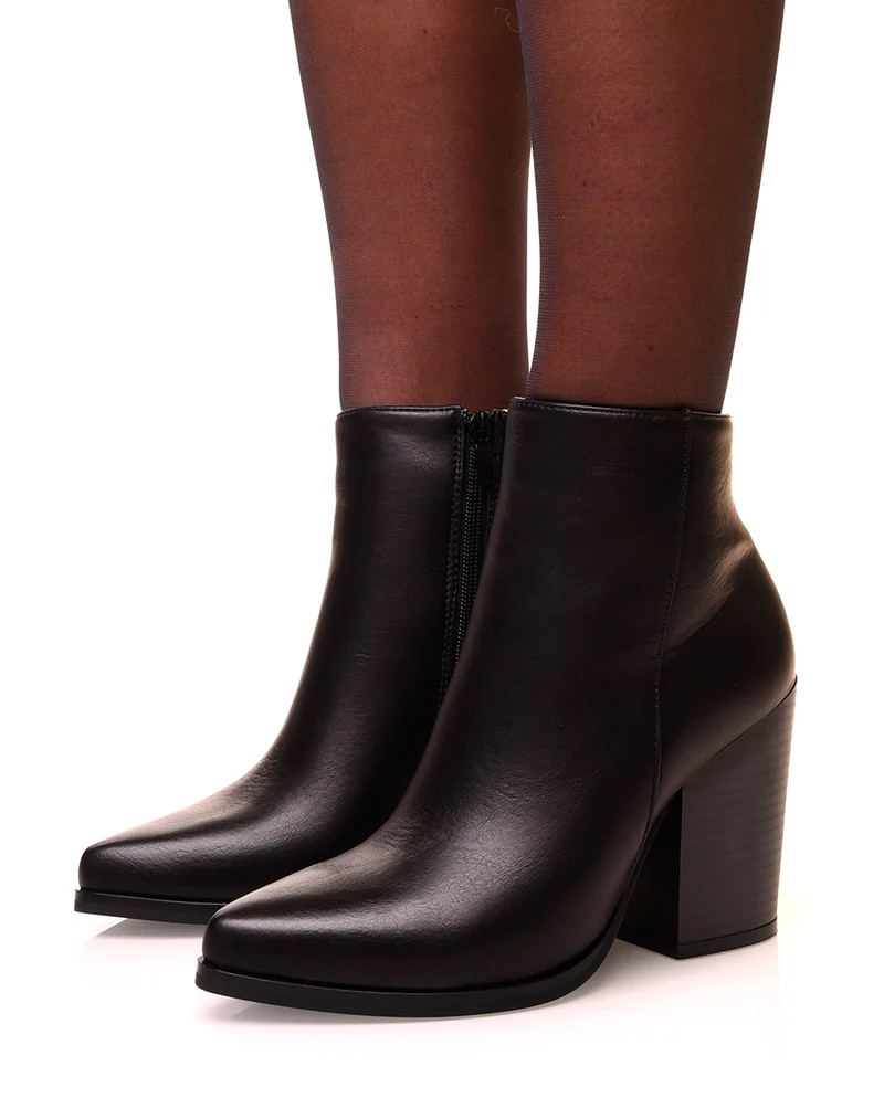 Bottines noires à talon carré et à bout pointu