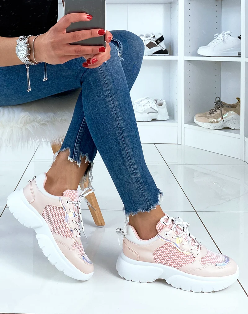 Baskets pink détail holographique