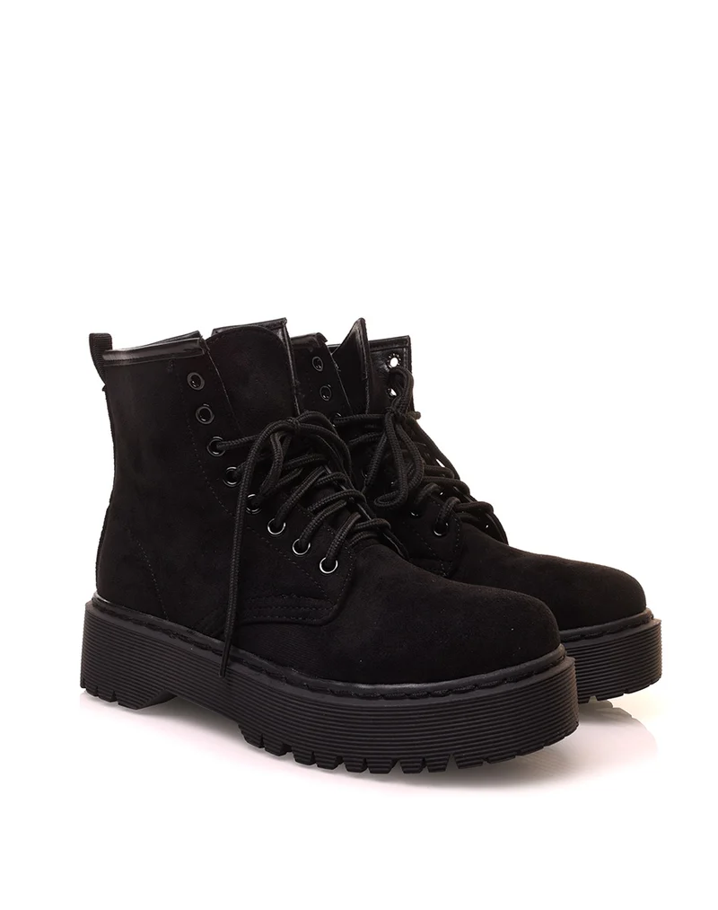 Bottines montantes noire en suédine à grosse plateforme