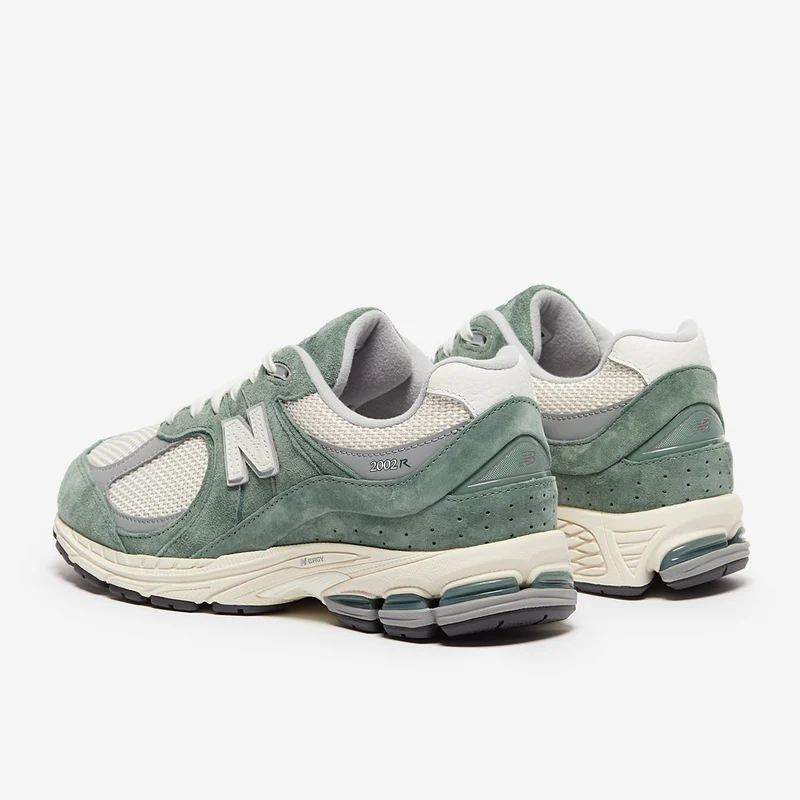 New Balance 2002R