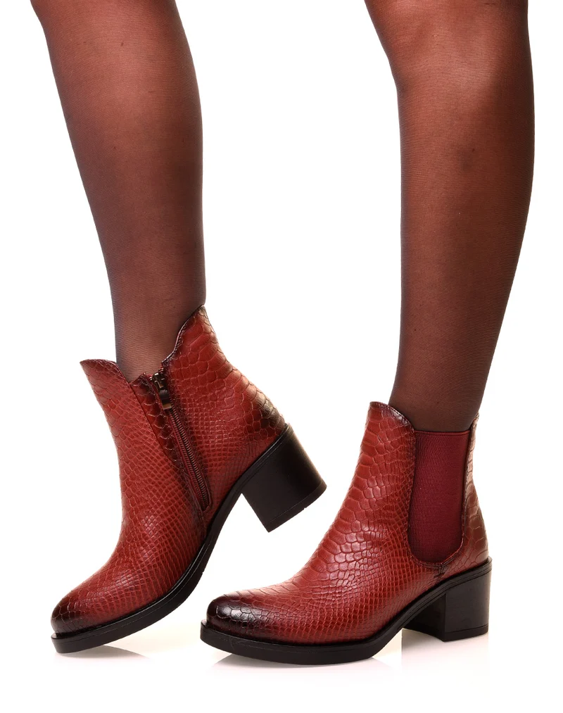 Bottines bordeaux effet croco