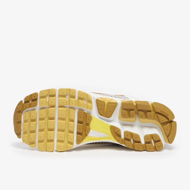 Nike Chaussure pour femme Zoom Vomero 5