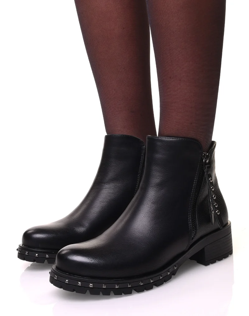 Bottines à fermetures éclaires décoratives et semelles cloutées