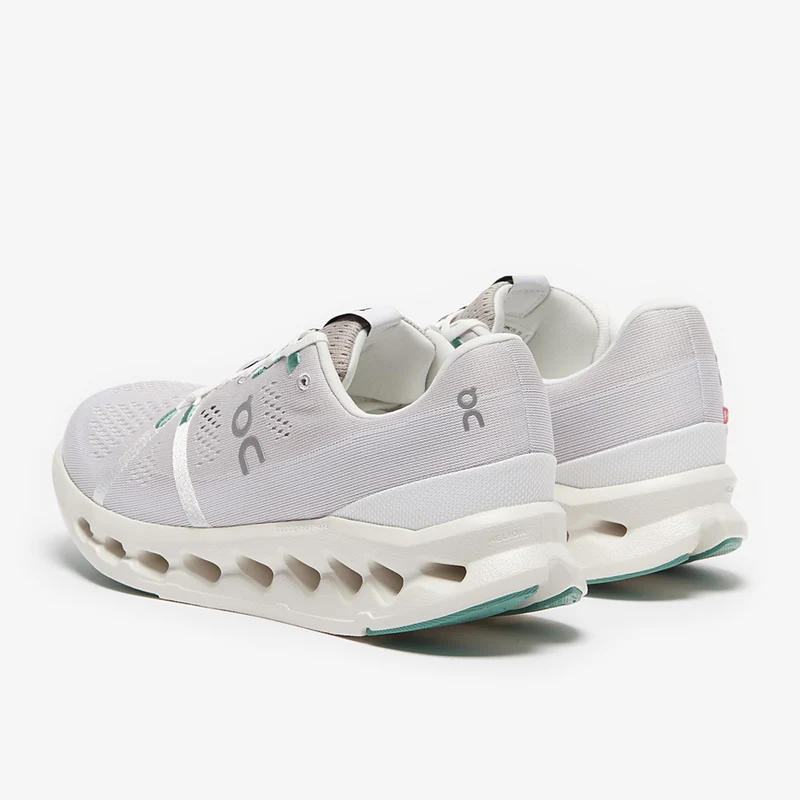 On Cloudsurfer pour Femme