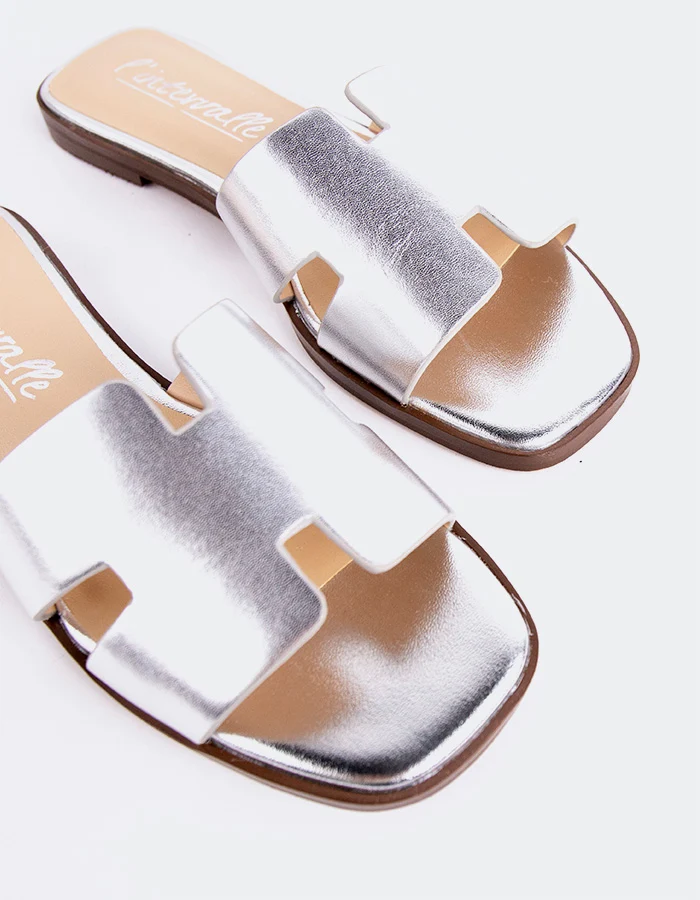 Ranna Silver Leather
