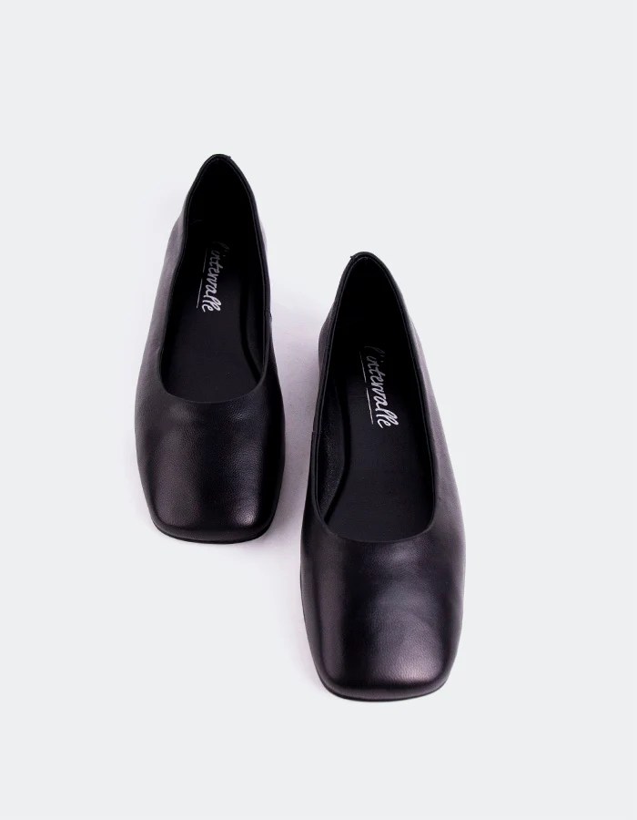 Mekka Black Leather