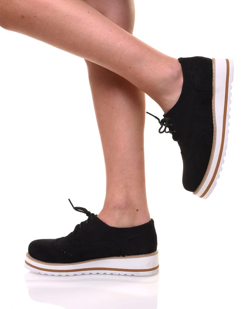 Derbies noirs à semelle compensée