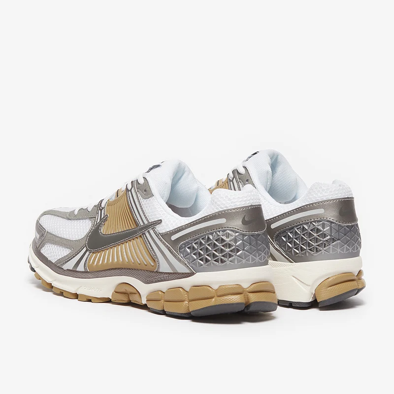 Nike Sportswear Zoom Vomero 5