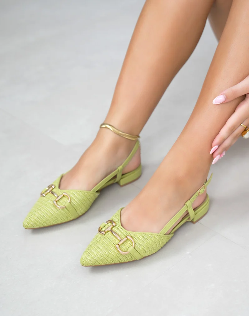 Mules femme vert clair effet tissé tendance à bout pointu avec bijou doré et bride ajustable