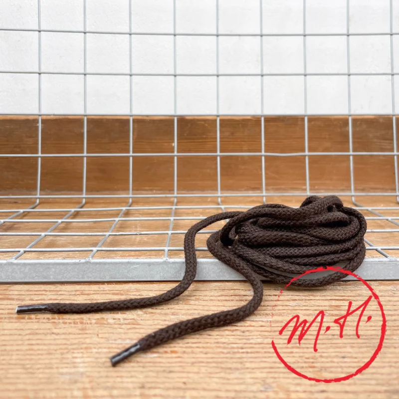 Lacets bruns 120 cm Cordelets 100% coton
