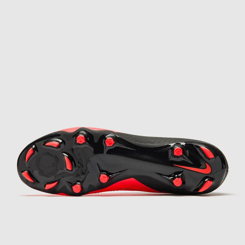 Nike Phantom 6 Low Academy FG/MG
