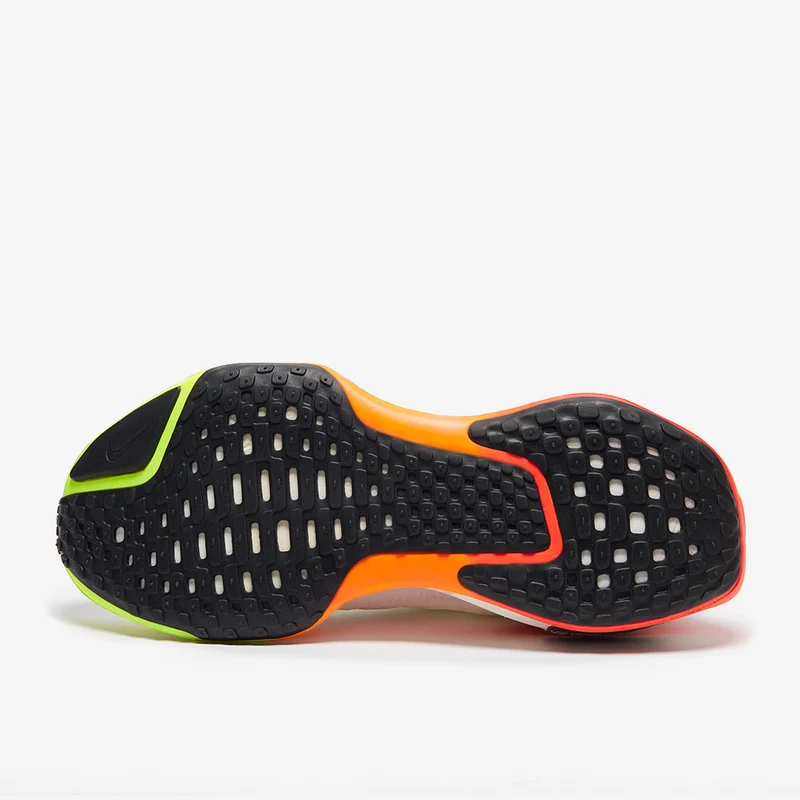 Nike ZoomX Invincible Run Flyknit 3