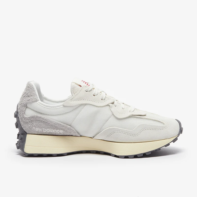 New Balance 327