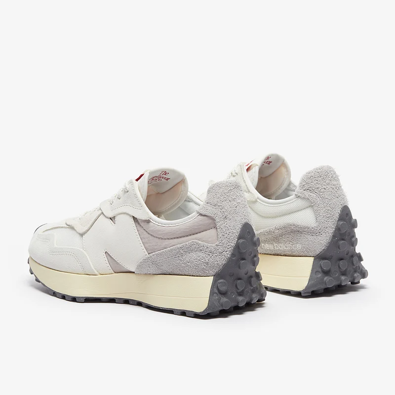 New Balance 327