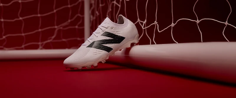 New Balance Tekela V4+ Pro Low-Cut FG
