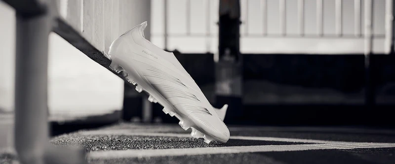 adidas Men Chaussure de football Predator Elite Laceless Ter