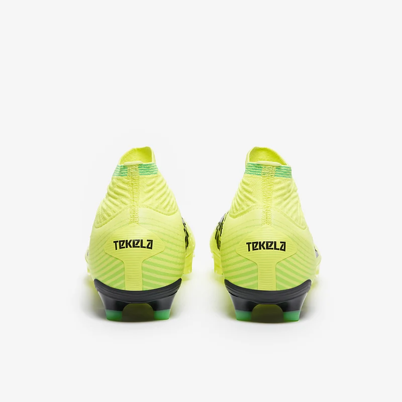 New Balance Tekela V4+ Pro FG