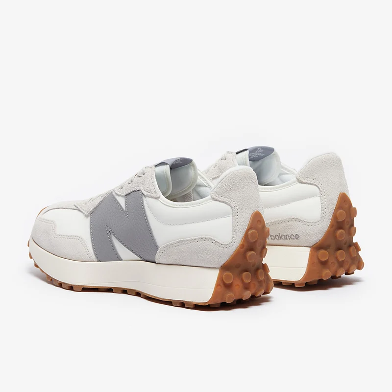 New Balance 327