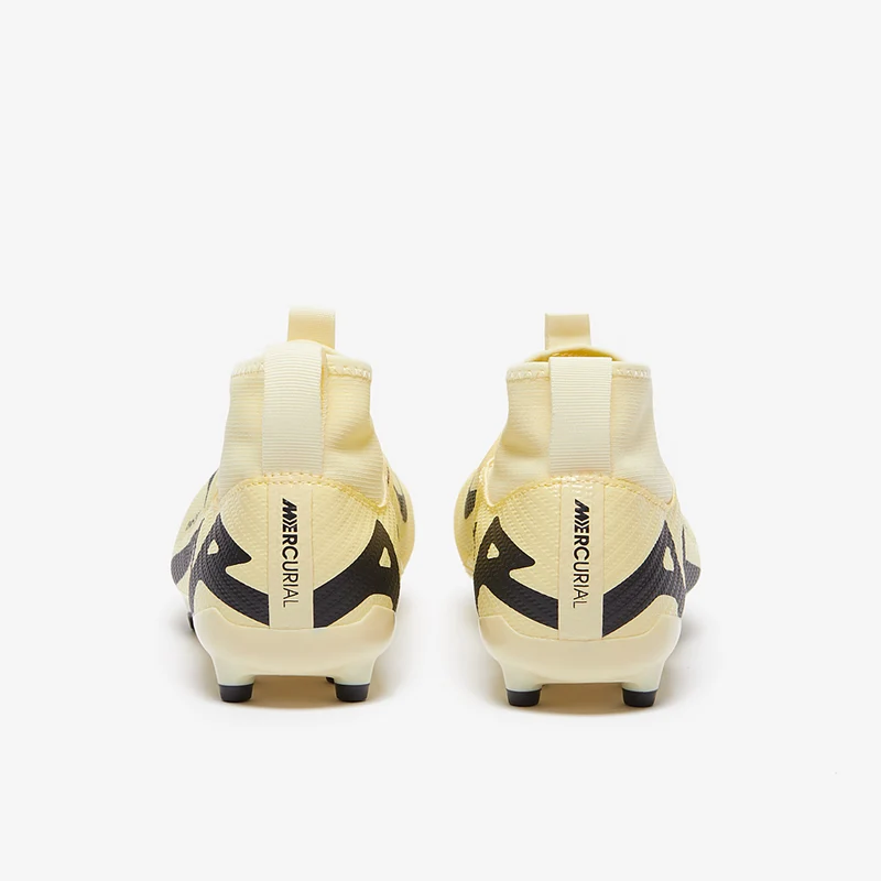 Nike Chaussure de foot montante à crampons pour terrain sec