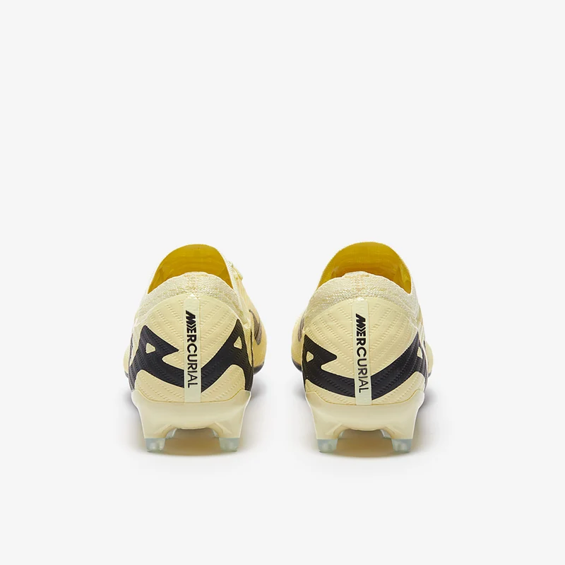 Nike Chaussure de football à crampons pour terrain synthétiq
